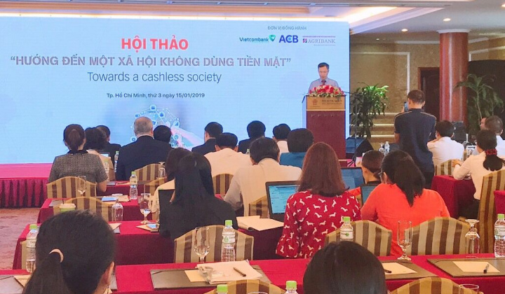 Tăng cường giải pháp đẩy mạnh không dùng tiền mặt