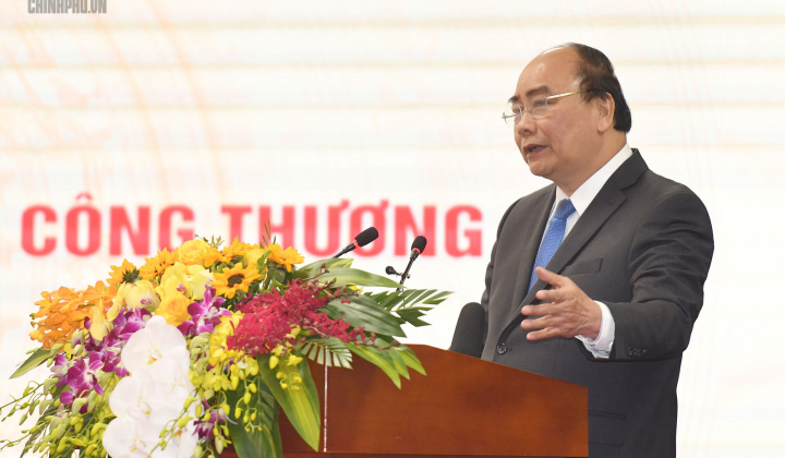 Thủ tướng Nguyễn Xuân Phúc: Không thể chấp nhận mức nhập siêu dưới 3 tỷ USD
