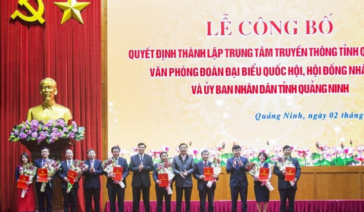 Trung tâm truyền thông Quảng Ninh có 1 giám đốc và 7 phó giám đốc