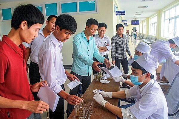 Thực hiện nghiêm quy định về khám sức khoẻ định kỳ cho lái xe