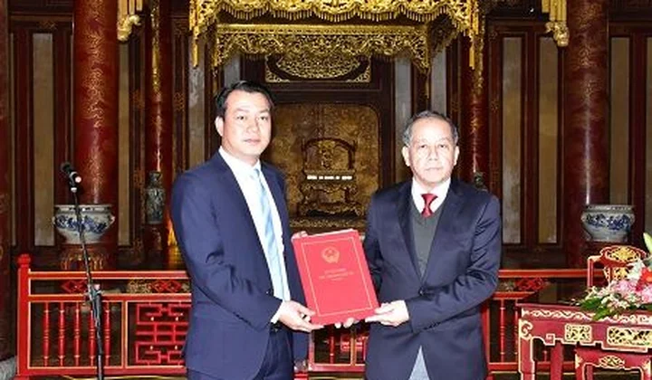 Huế: Trao quyết định đầu tư dự án hơn 3.300 tỷ đồng