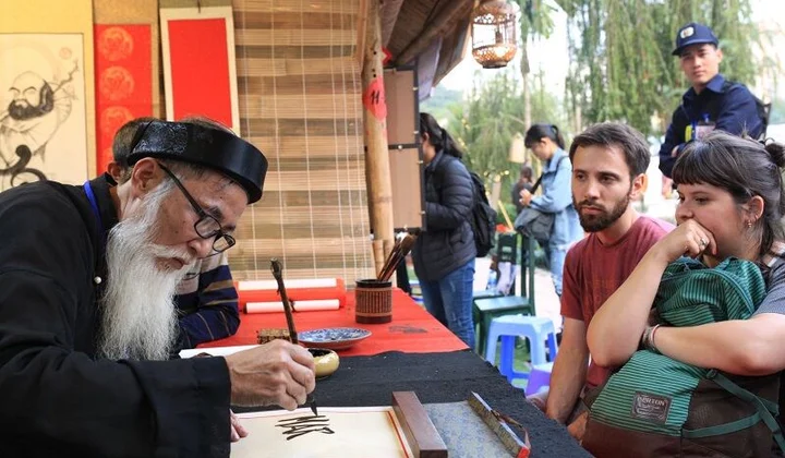 Khai Hội chữ Xuân Kỷ Hợi 2019 tại Văn Miếu Quốc Tử Giám