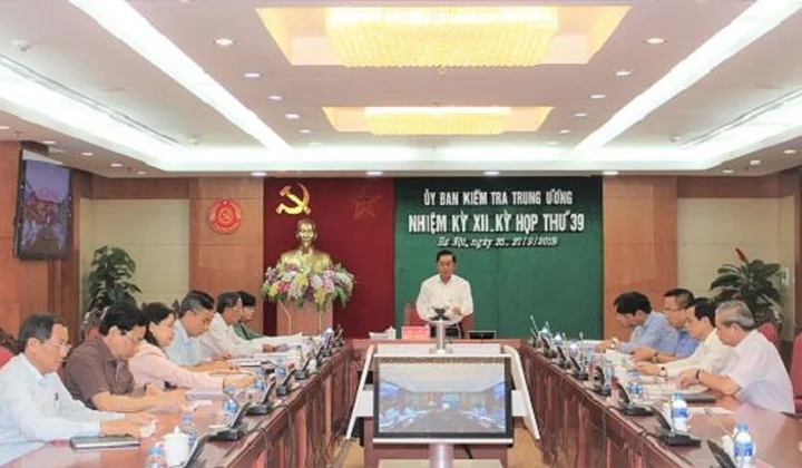 UBKT Trung ương đề nghị khai trừ Đảng đối với 2 nguyên Bộ trưởng