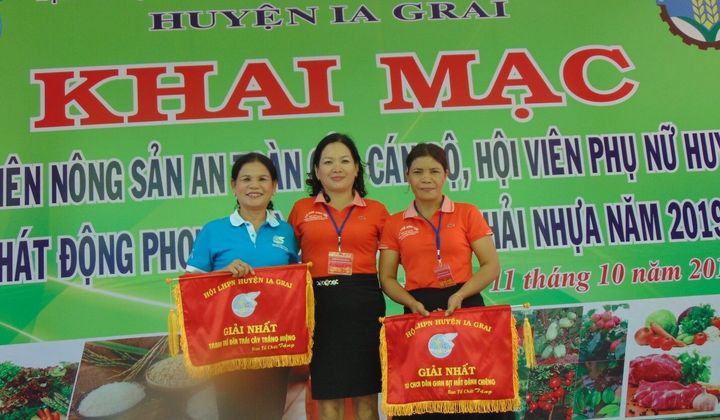 Chợ phiên của … Phụ nữ Ia Grai