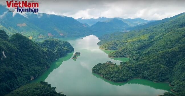 Du lịch về miền Đông Giang