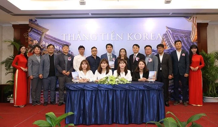 Ra mắt cuốn sách ‘Thẳng tiến Korea’ để hỗ trợ các gia đình đa văn hóa Việt Nam - Hàn Quốc