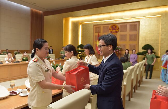 Những "bông hồng thép" phát huy truyền thống vẻ vang của lực lượng Công an nhân dân