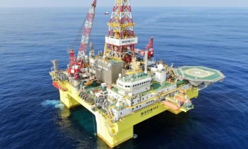 Việt Nam đang xác minh Trung Quốc đưa giàn khoan tới Biển Đông