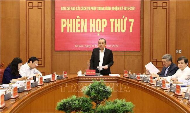 Xây dựng nền tư pháp trong sạch, vững mạnh, dân chủ, nghiêm minh