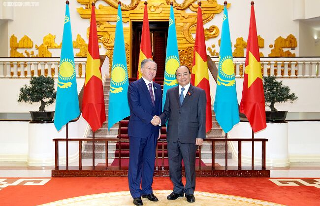 Tăng cường quan hệ hữu nghị truyền thống Việt Nam - Kazakhstan