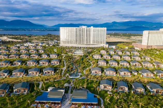 Khai trương khu nghỉ dưỡng Movenpick Resort Cam Ranh và Radisson Blu Resort Cam Ranh