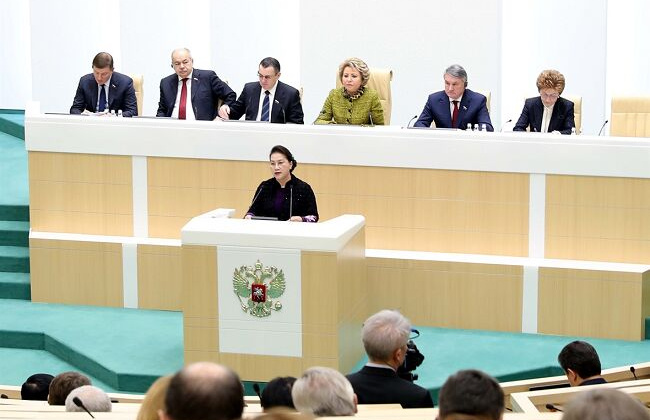 Chủ tịch Quốc hội phát biểu tại Phiên họp toàn thể Hội đồng Liên bang Nga