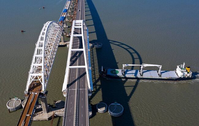 Nga khai trương đường sắt đến Bán đảo Crimea, EU mạnh mẽ lên tiếng