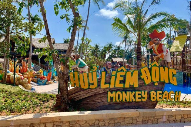 Đi Phú Quốc 'đu đưa' cáp treo dài nhất thế giới, tặng vé 'chơi tẹt ga' ở công viên nước hiện đại nhất Đông Nam Á