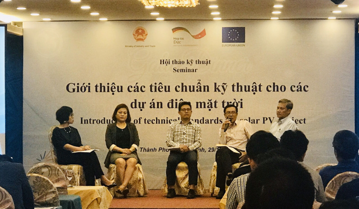 Hệ thống điện mặt trời và những "cú hích" cần có