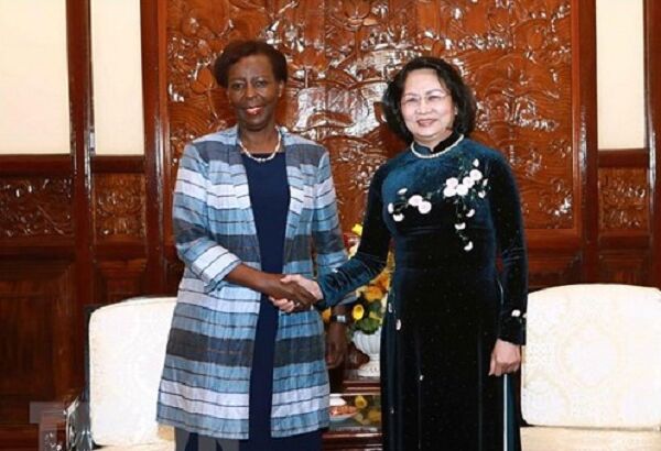 Phó Chủ tịch nước Đặng Thị Ngọc Thịnh tiếp Tổng Thư ký Pháp ngữ