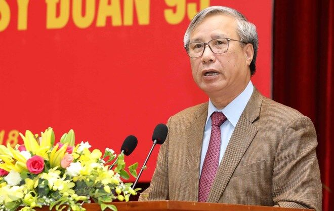 Thường trực Ban Bí thư chúc Tết cán bộ, nhân viên Văn phòng Trung ương Đảng