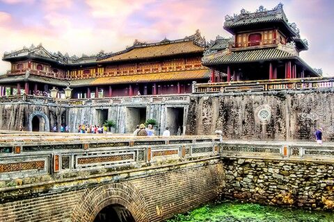 Thủ tướng cùng 19 tỉnh, thành miền Trung, Tây Nguyên bàn phát triển du lịch