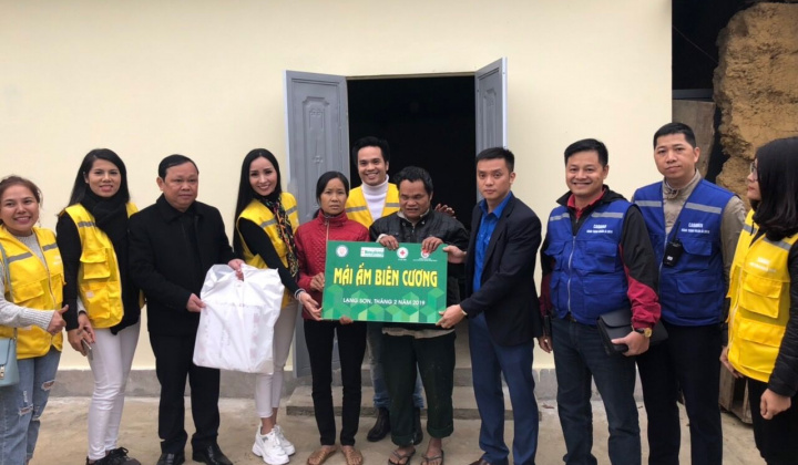 Nữ hoàng Thương hiệu ngành ô tô Châu Loan tham gia Caravan hành trình nhân ái 2019