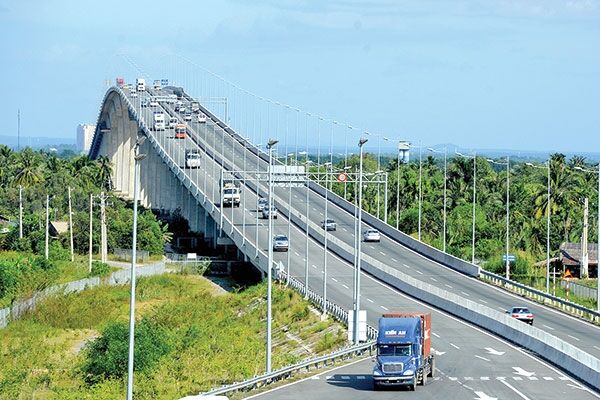 Tập trung phát triển kết cấu hạ tầng giao thông đồng bộ
