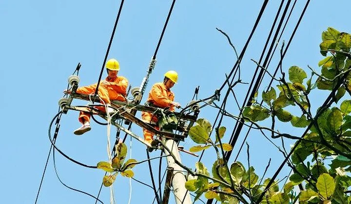 PC Ninh Bình: Tăng cường biện pháp giúp khách hàng sử dụng điện tiết kiệm, hiệu quả