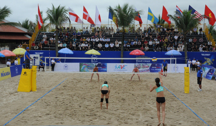Khai mạc Giải bóng chuyền bãi biển nữ thế giới Tuần Châu - Quảng Ninh