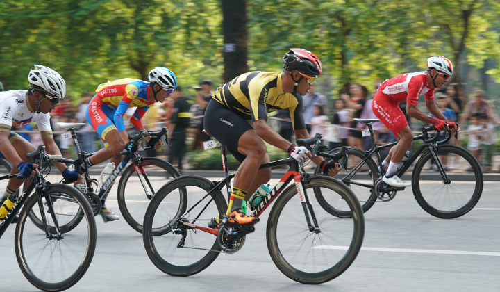 Khai mạc cuộc đua xe đạp 'Về Điện Biên Phủ 2019'