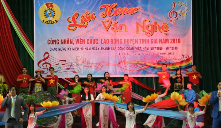 Liên hoan văn nghệ chào mừng 90 năm ngày thành lập Công đoàn Việt Nam (28/7/1929-28/7/2019)