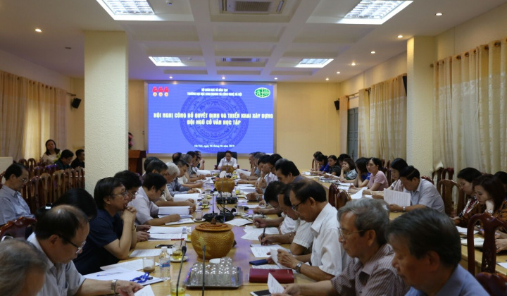 Đại học Kinh doanh và Công nghệ Hà Nội triển khai xây dựng đội ngũ cố vấn học tập