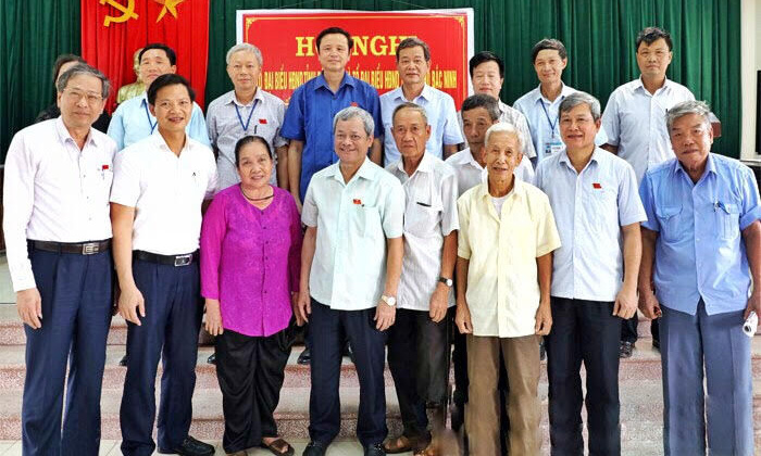 Chủ tịch tỉnh Bắc Ninh tiếp xúc cử tri xã Kim Chân