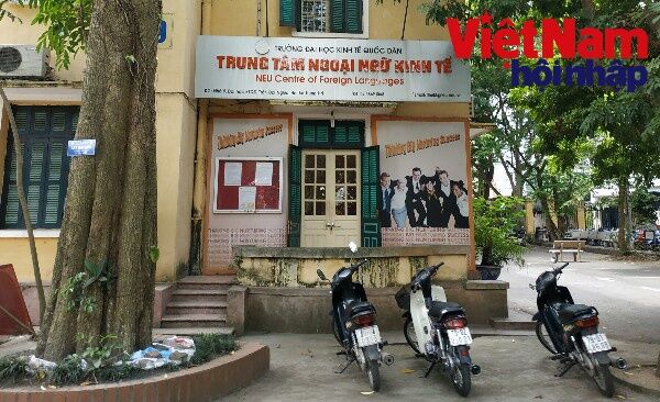 Bát nháo “chợ” cấp Chứng chỉ tiếng Anh tại Đại học Kinh tế Quốc dân