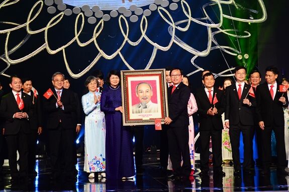 Kỷ niệm 30 năm phát triển nhà bán lẻ hàng đầu Việt Nam