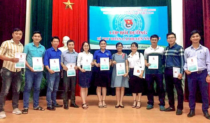 Bế mạc lớp bồi dưỡng Bí thư Đoàn cấp huyện năm 2019