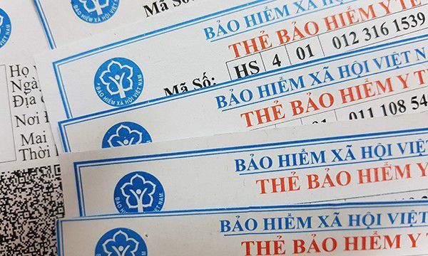 Thẻ BHYT: “Chiếc phao cứu sinh” của người bệnh