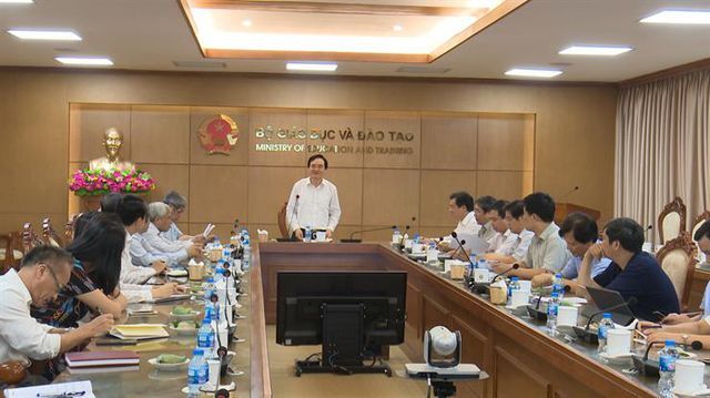 Phải làm cho học sinh thích học môn sử