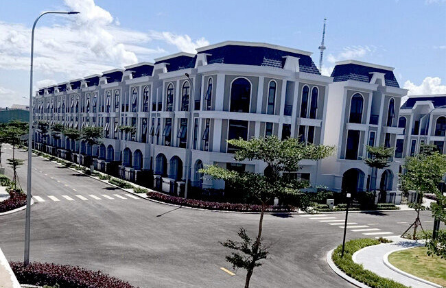 Hàng loạt dự án của Trần Anh Group có dấu hiệu “cầm đèn chạy trước ô tô”