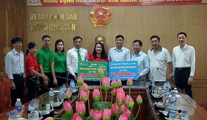 Chia sẻ nỗi đau với các gia đình gặp nạn do lũ quét ở huyện Quan Sơn Thanh Hóa