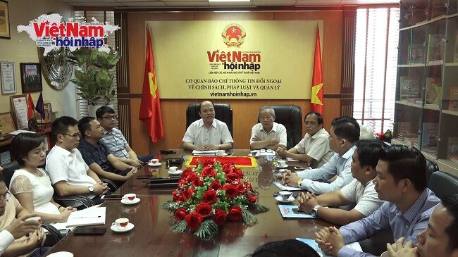 Tạp chí Việt Nam hội nhập: Hội nghị công tác tổ chức cán bộ và quản lý tòa soạn