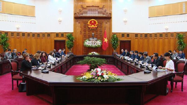 Phó Thủ tướng Vương Đình Huệ hội đàm với Phó Chủ tịch cao cấp WB