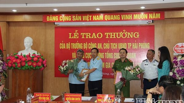 Cục Hải quan Hải Phòng được tuyên dương  triệt phá vụ án ma túy lớn