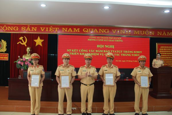 Văn hóa giao thông thời Hội nhập có ảnh hưởng tới tâm lý của nhà đầu tư nước ngoài không?