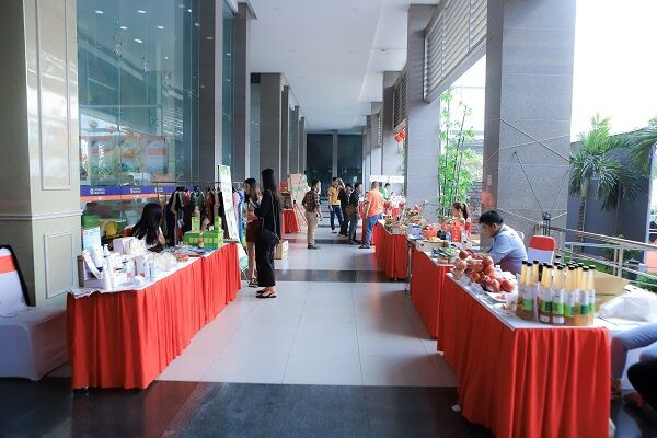 Tưng bừng Hội Xuân 2020 với chủ đề: “Rộn ràng sắm Tết – Quà tặng trao tay”