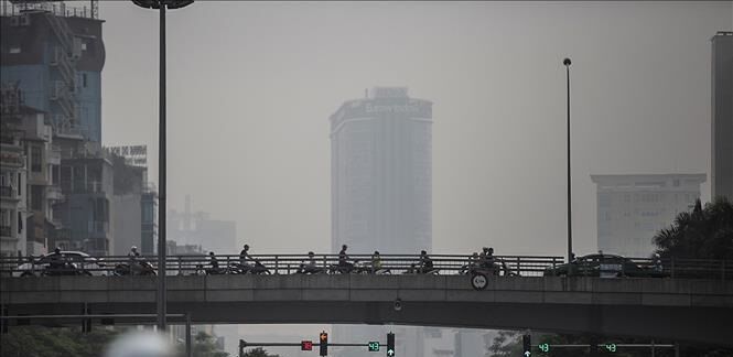 Không khí Hà Nội nhiều nơi đạt mức rất có hại cho sức khỏe