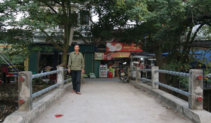 Cựu chiến binh bỏ tiền túi xây, sửa 8 cây cầu tại Ninh Bình