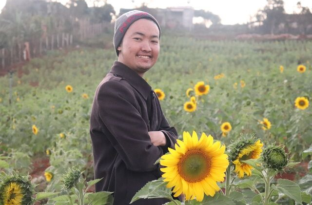 Chàng trai ung thư mở lớp học miễn phí cho trẻ em quê nghèo