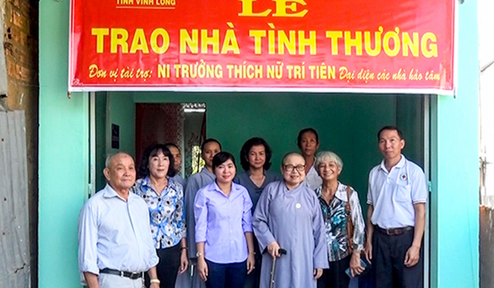 Hoa Nhân ái tươi nở giữa mùa Xuân