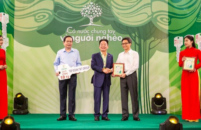 "Bầu Hiển" tiếp tục hỗ trợ 30 tỷ đồng cho người nghèo