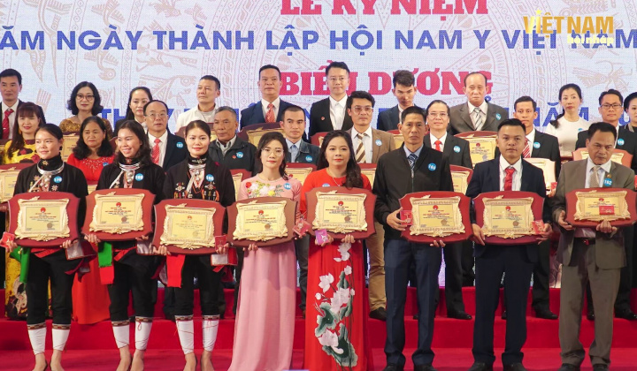 Nhân Sơn Dược được vinh danh “Doanh nghiệp sản xuất thuốc Nam tiêu biểu 2020”