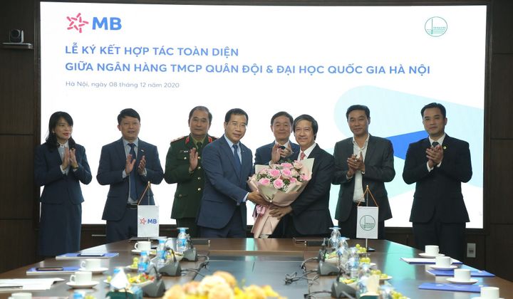 MB ký kết hợp tác toàn diện với Đại học Quốc gia Hà Nội