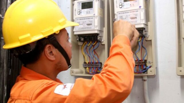 Kon Tum:  Cải tạo hệ thống đo đếm điện